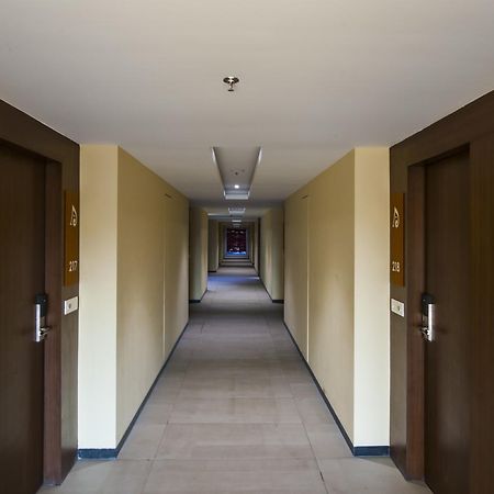Hotel Atharva อุจเจน ภายนอก รูปภาพ
