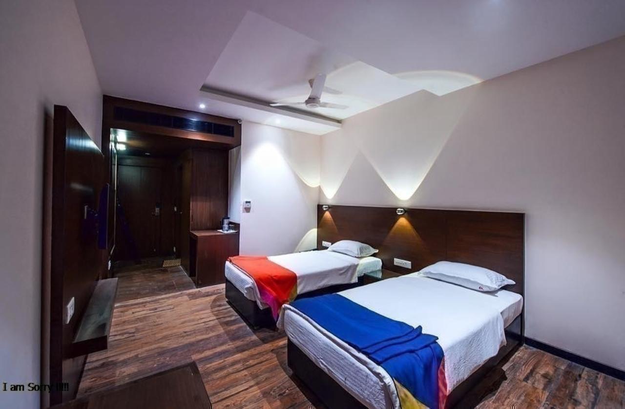 Hotel Atharva อุจเจน ภายนอก รูปภาพ